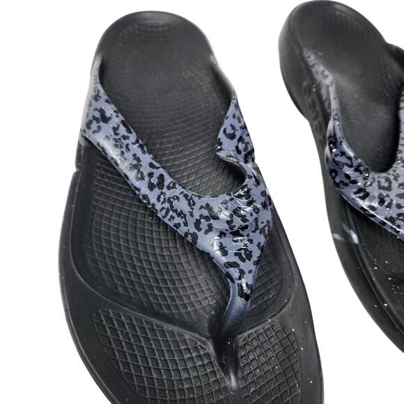 Oofos Black T-Strap Waterproof Casual Slip On Thong OOlala Luxe Leo Sandals 8 - Picture 4 of 9